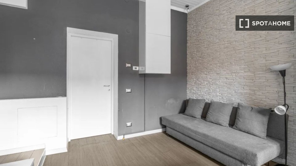 Apartment Milan, 1 bed, 45m² — photo 1