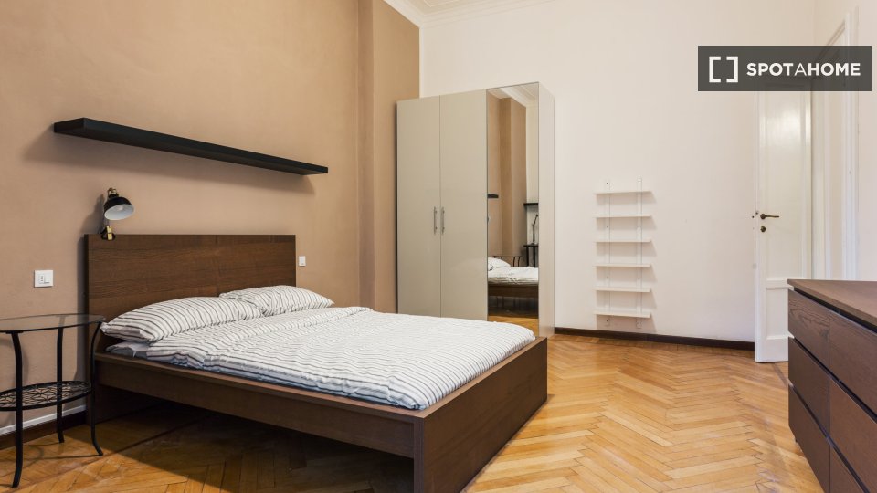 Double room Milan, 3 beds, 128m² — photo 3