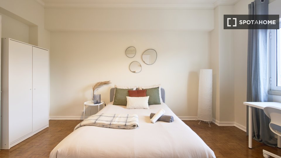 Double room Lisbon, 7 beds — photo 3