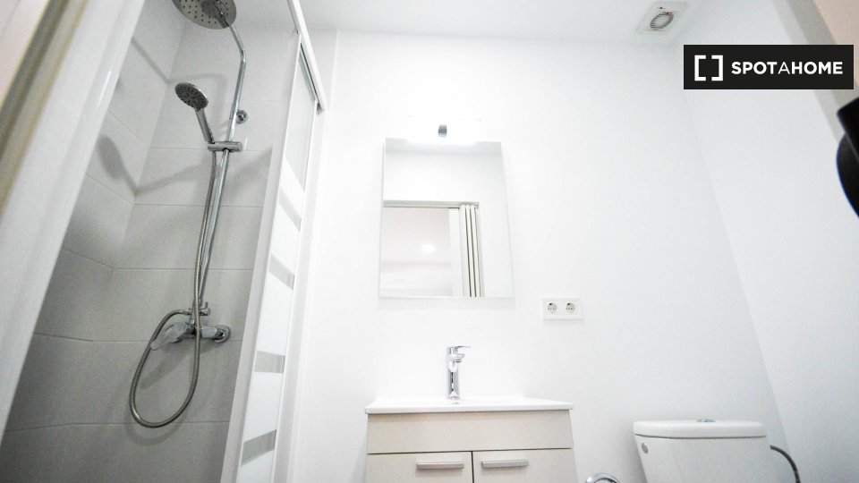 Double room Valencia, 5 beds — photo 4