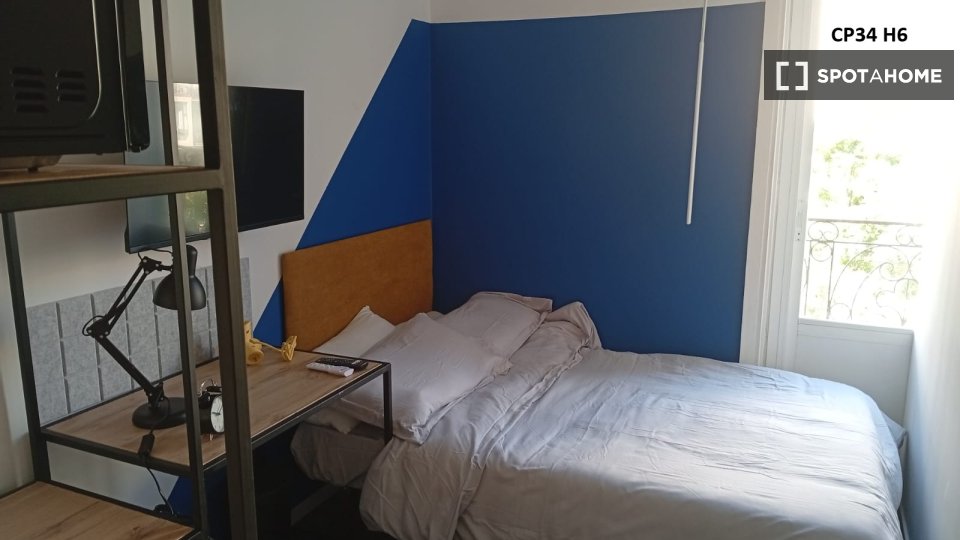 Double room Madrid, 8 beds — photo 10