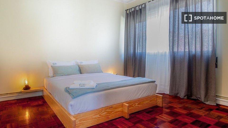Double room Porto, 10 beds, 500m² — photo 13