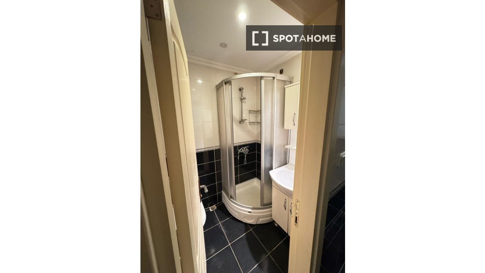 Double room Istanbul, 2 beds, 55m² — photo 2