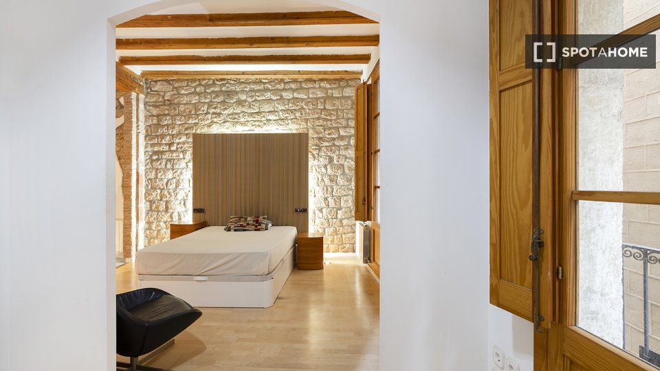 Apartment Barcelona, 2 beds — photo 14