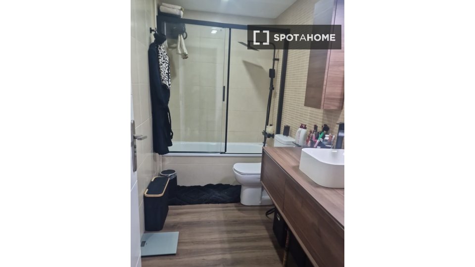 Double room Alicante, 2 beds — photo 29