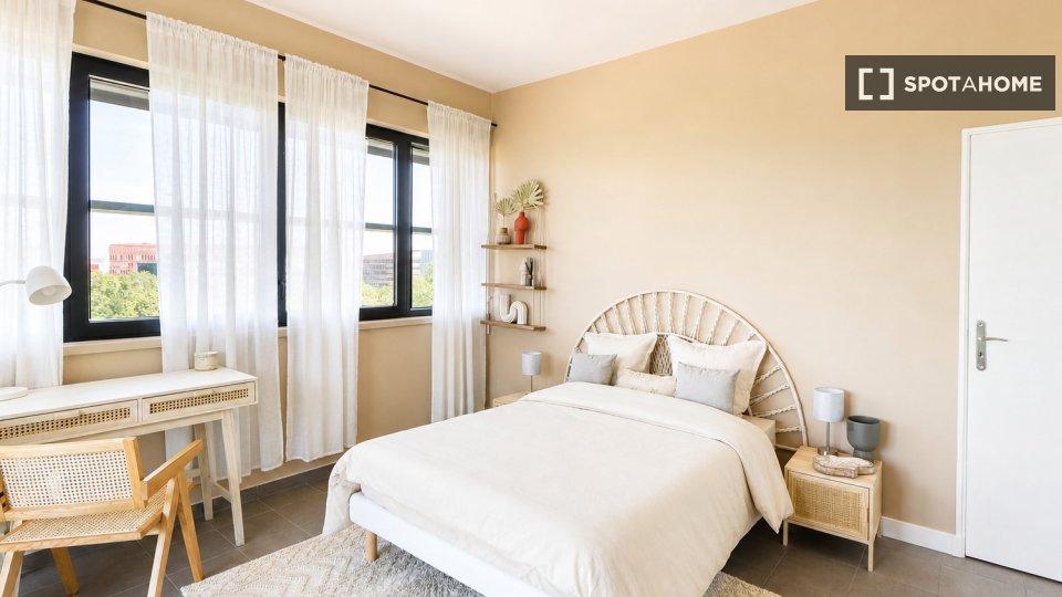 Chambre double Paris, 4 chambres — photo 29