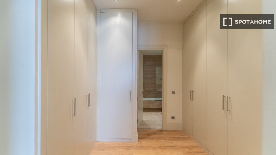 Double room Madrid, 6 beds — photo 10