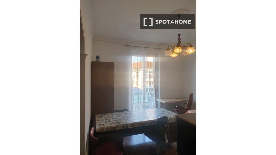 Double room Genoa, 3 beds, 120m² — photo 19