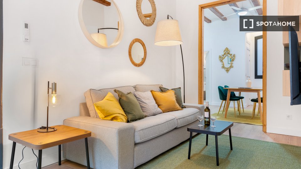 Apartment Barcelona, 2 beds, 90m² — photo 3