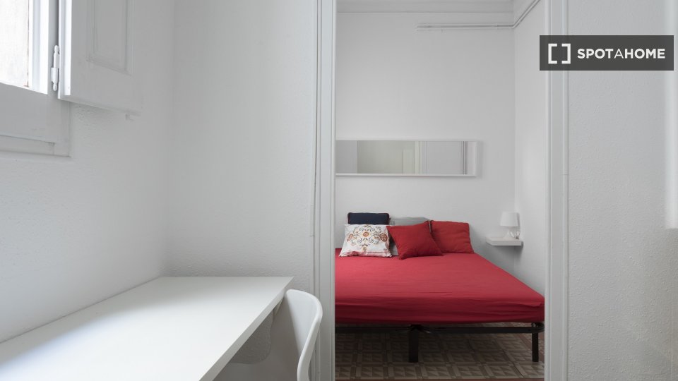 Double room Barcelona, 5 beds, 100m² — photo 11