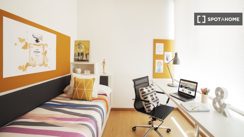 Double room Pamplona, 1 bed — photo 6