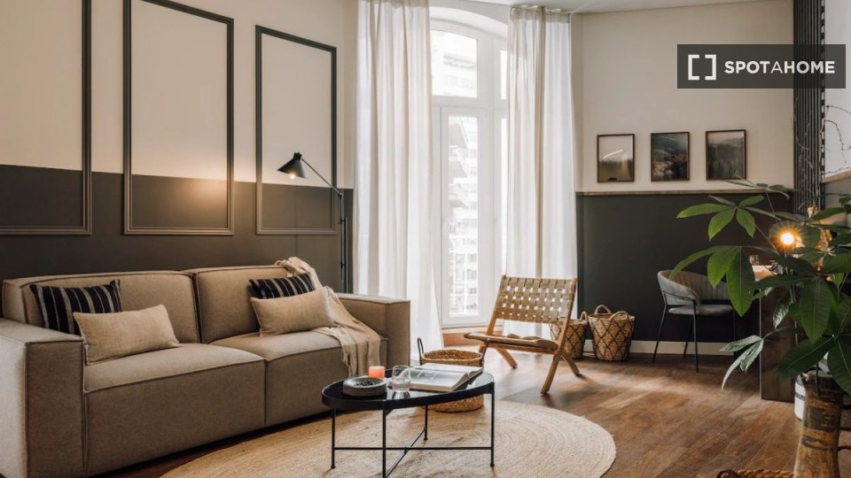 Apartment Lisbon, 2 beds — photo 9