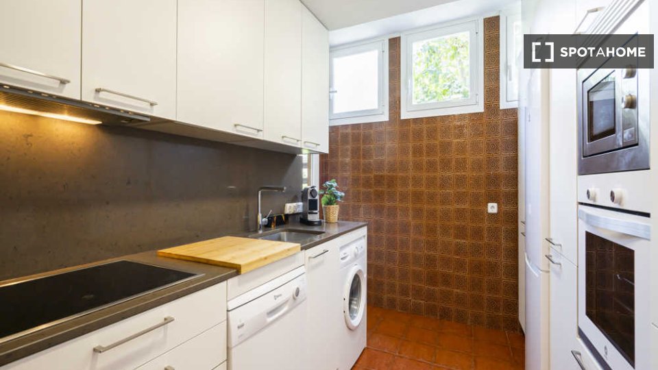 Double room Madrid, 6 beds — photo 74