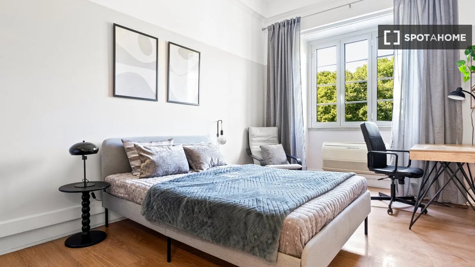 Double room Lisbon, 11 beds — photo 1