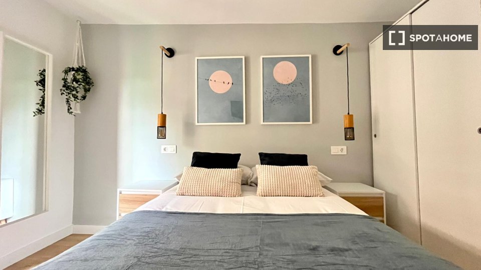 Double room Madrid, 8 beds — photo 6