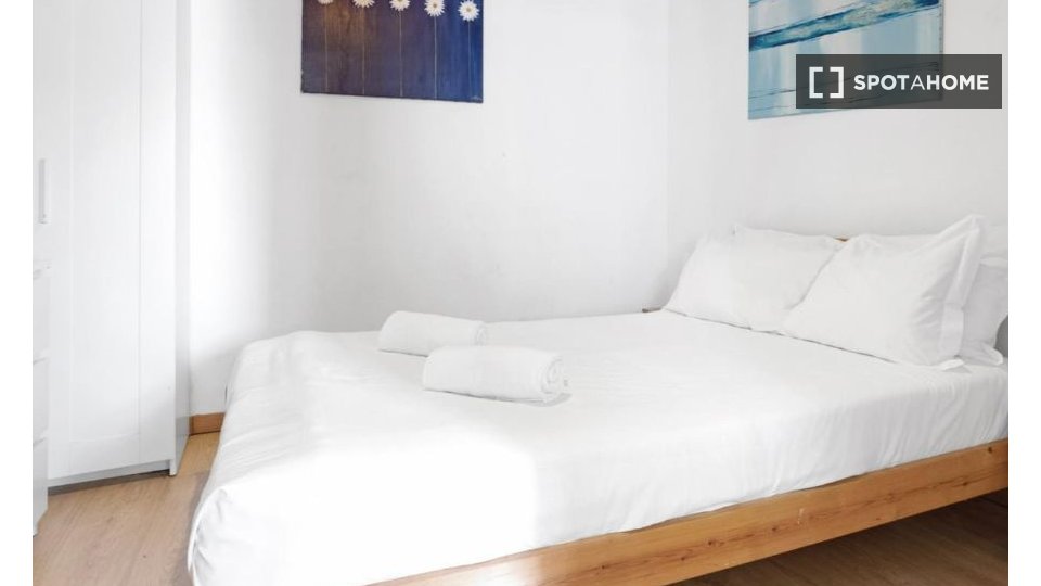 Apartment Lisbon, 4 beds, 95m² — photo 6
