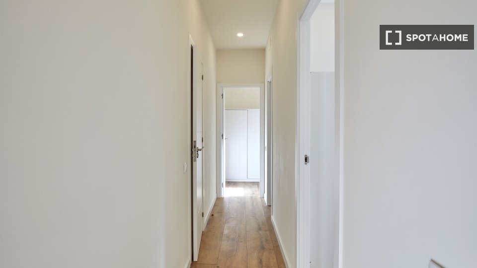 Apartment Barcelona, 2 beds — photo 17