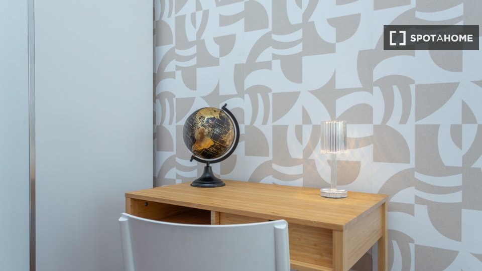 Double room Lisbon, 4 beds — photo 22