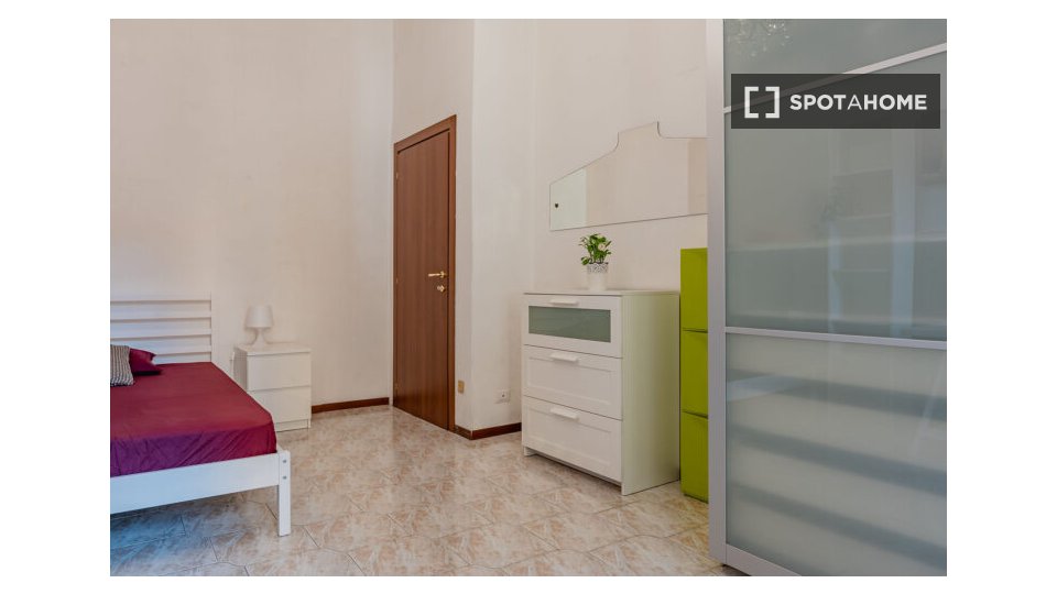 Double room Milan, 4 beds, 130m² — photo 2