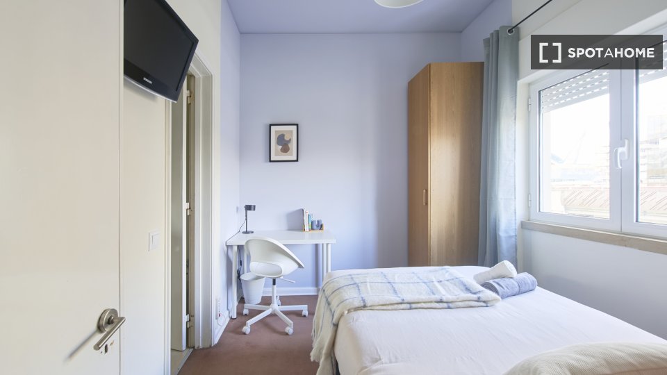 Double room Lisbon, 7 beds — photo 1