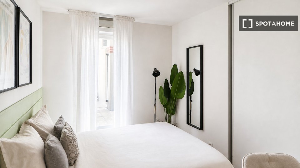 Chambre double Paris, 4 chambres — photo 34