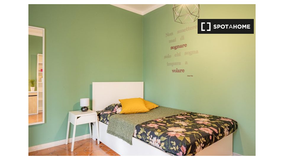 Double room Milan, 4 beds, 80m² — photo 7
