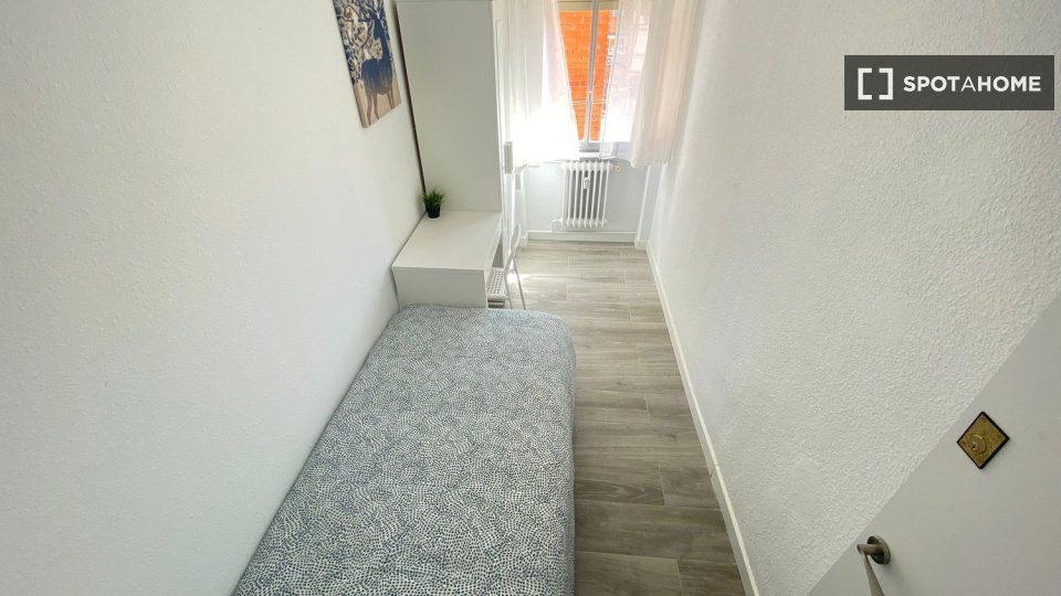 Chambre double Madrid, 7 chambres — photo 15