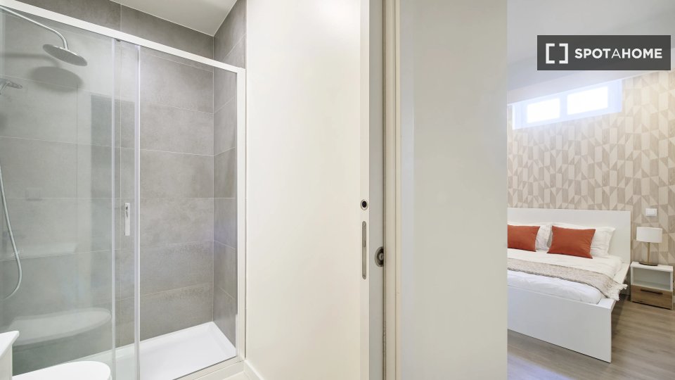 Double room Lisbon, 4 beds — photo 2