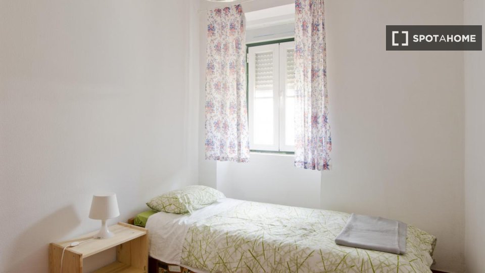 Apartment Lisbon, 3 beds — photo 6