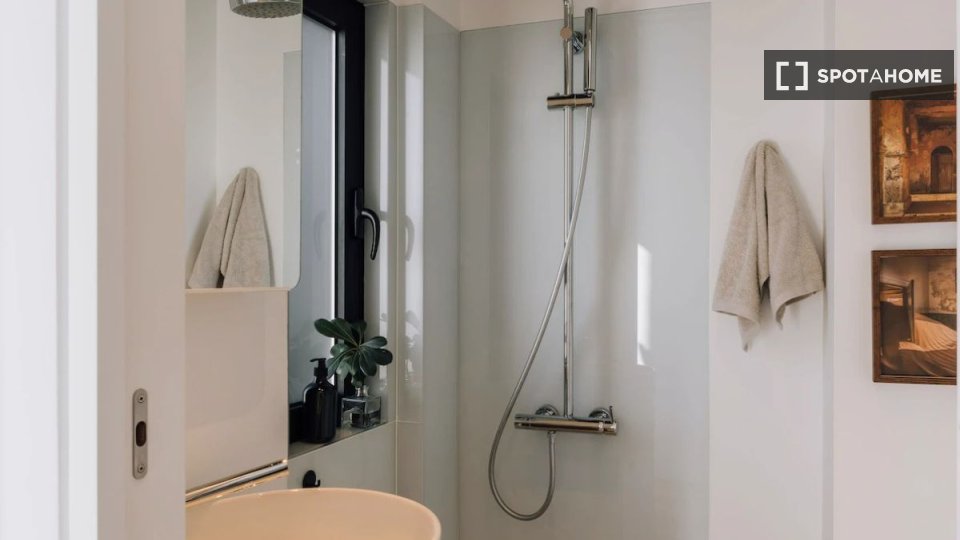 Apartment Lisbon, 2 beds — photo 4