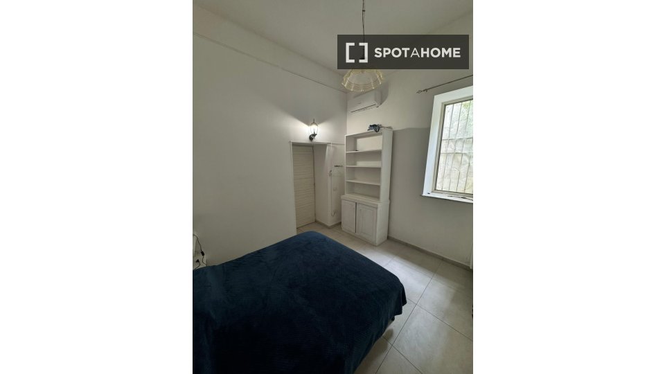 Apartment mono Naples — photo 4