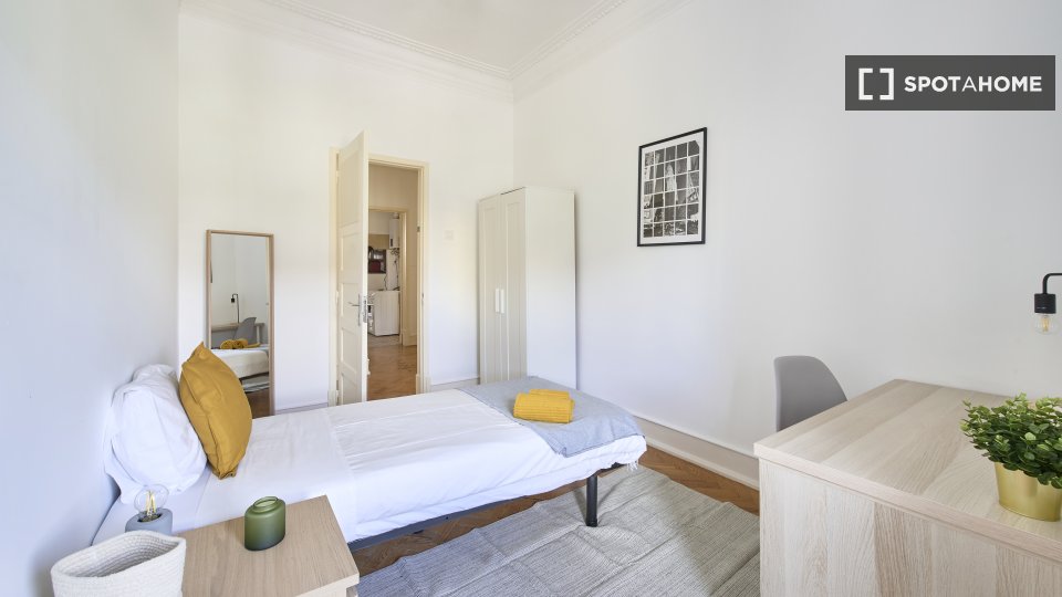 Double room Lisbon, 7 beds — photo 6