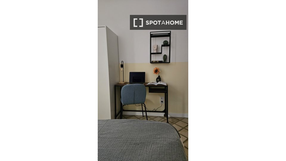 Double room Barcelona, 8 beds, 180m² — photo 15