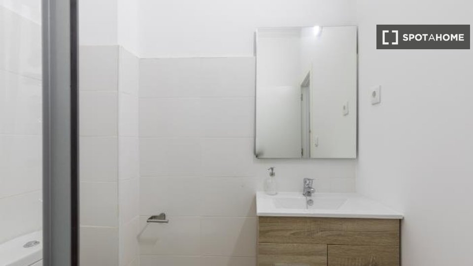 Habitación doble Valencia, 8 habitaciones — foto 10