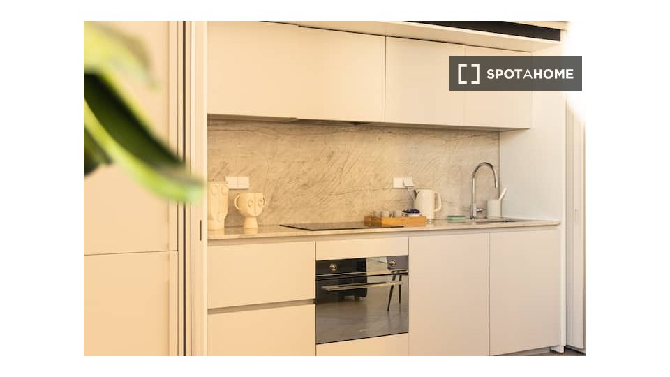 Apartment mono Lisbon, 77m² — photo 8