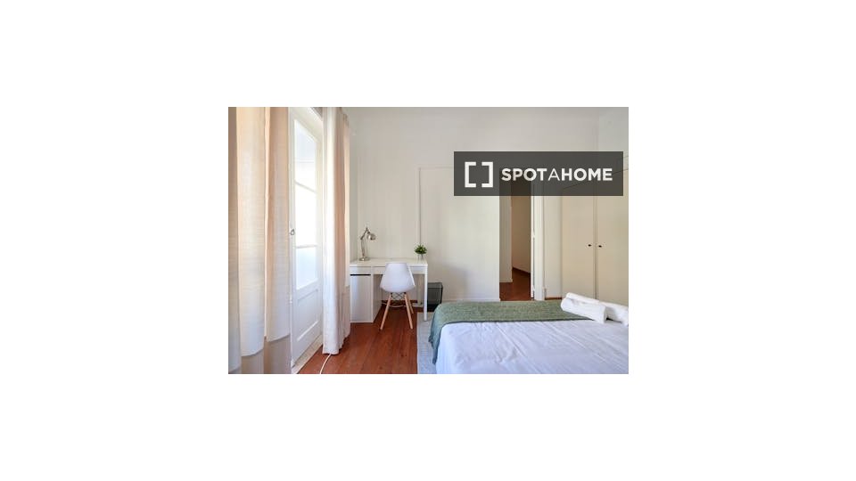 Double room Lisbon, 6 beds — photo 2