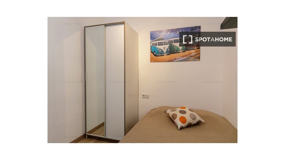 Double room Barcelona, 10 beds — photo 24