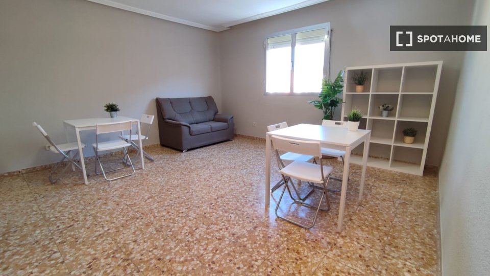 Chambre double Madrid, 4 chambres — photo 13
