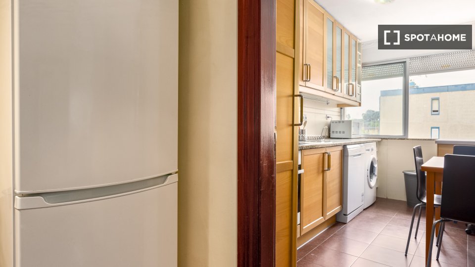 Double room Lisbon, 4 beds, 80m² — photo 6