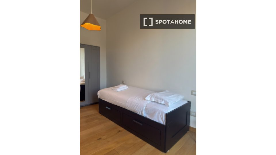 Apartment Florence, 2 beds, 81m² — photo 2