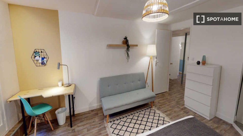 Double room Toulouse, 5 beds, 140m² — photo 11