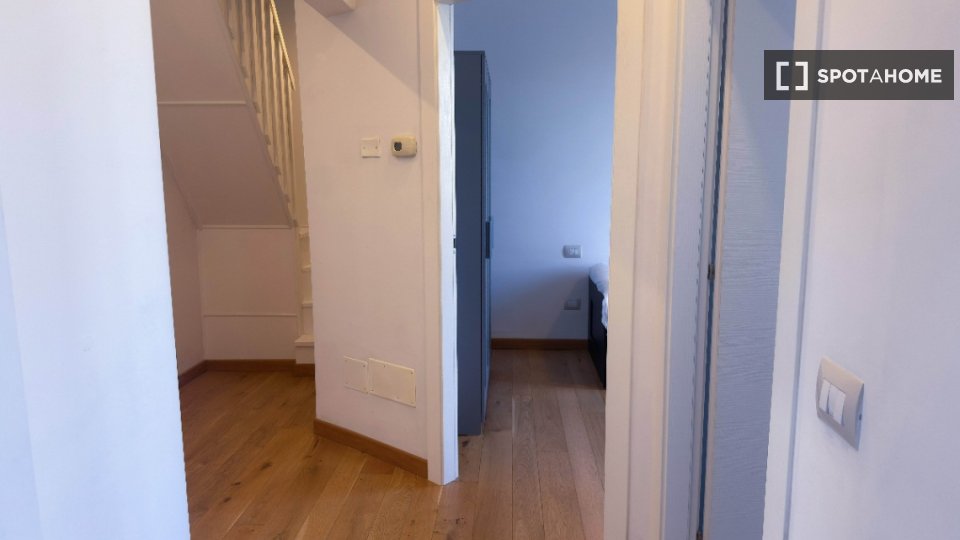 Apartment Florence, 2 beds, 81m² — photo 1