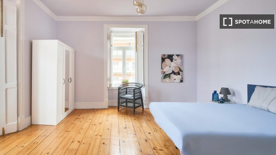 Double room Lisbon, 8 beds — photo 43