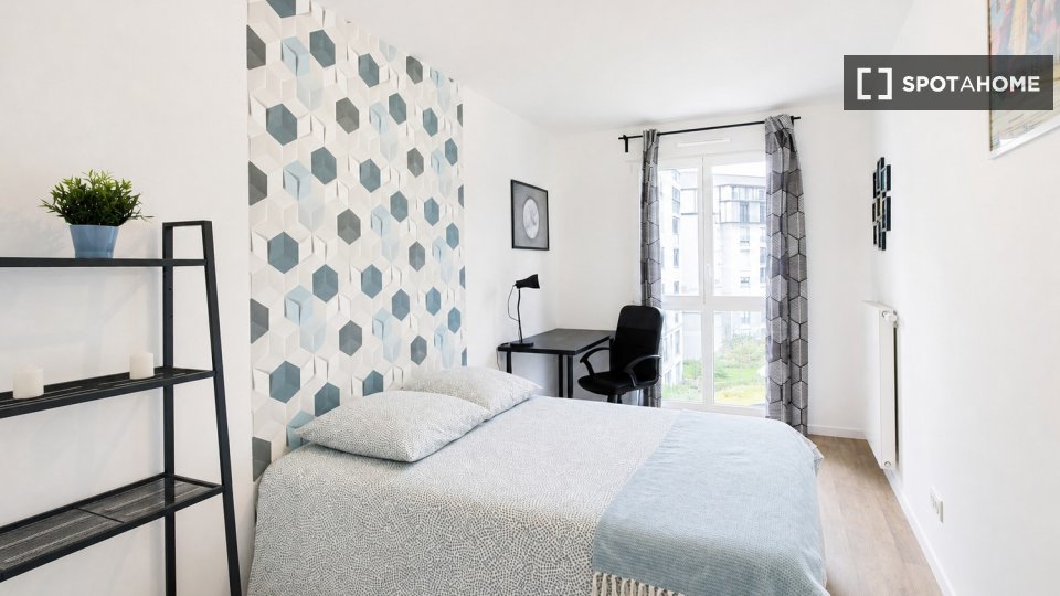 Chambre double Paris, 4 chambres — photo 35