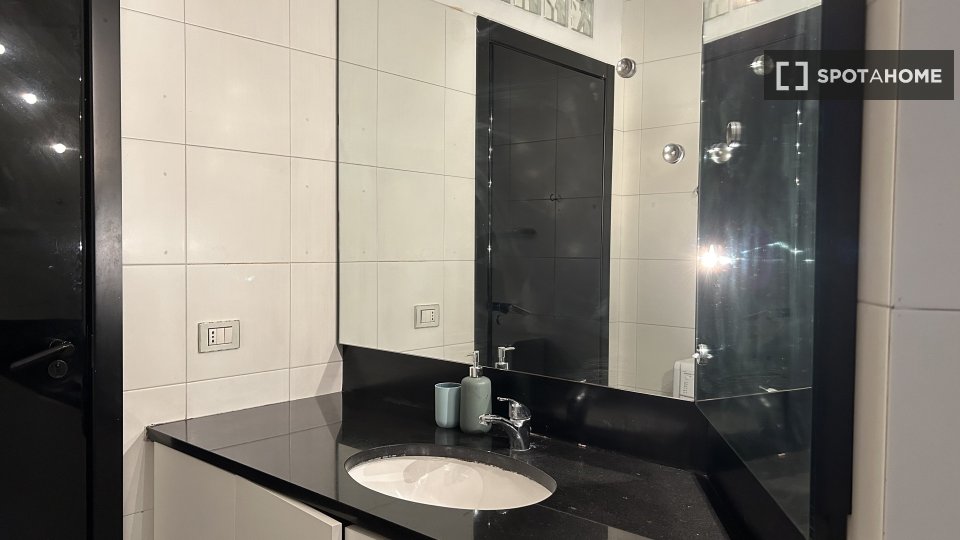 Apartment Milan, 1 bed, 97m² — photo 4