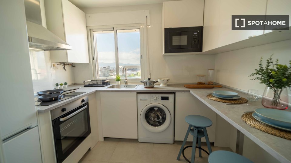 Double room Santander, 1 bed, 100m² — photo 7