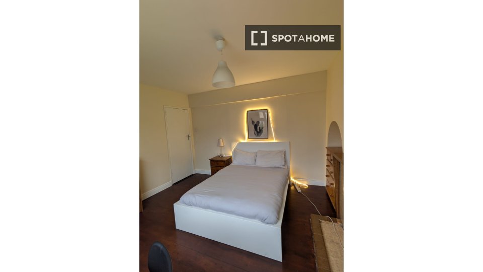Double room Dublin, 5 beds — photo 28