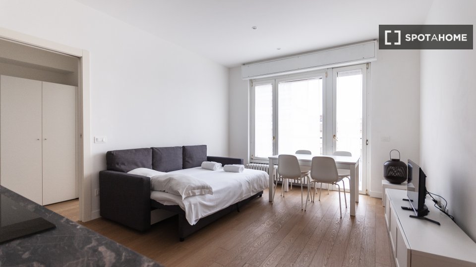Apartment Milan, 1 bed, 59m² — photo 16
