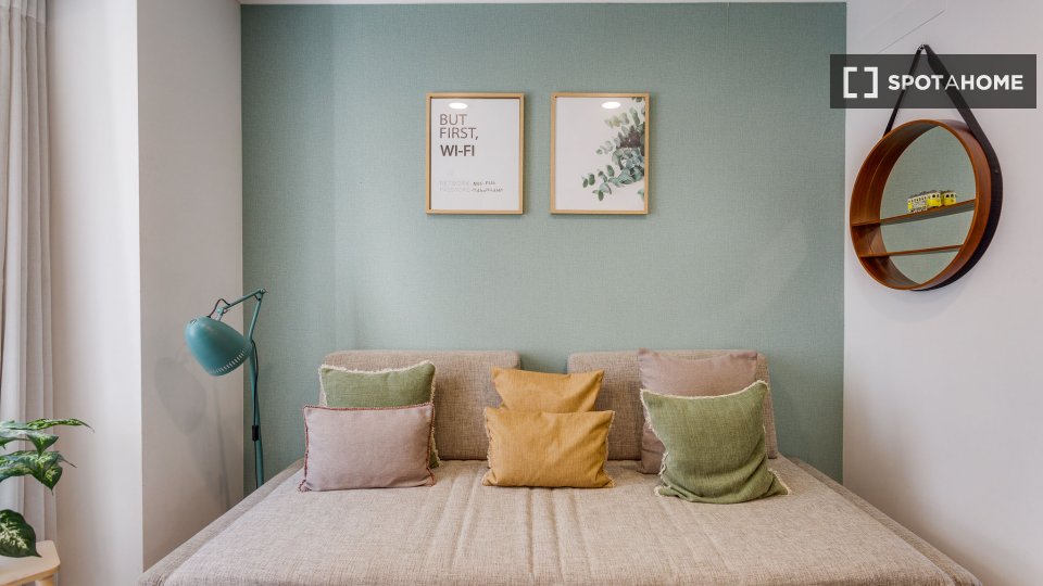 Apartment Lisbon, 1 bed — photo 45