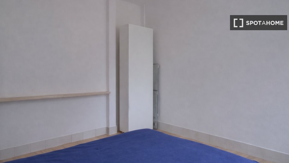 Double room Lisbon, 6 beds, 115m² — photo 21